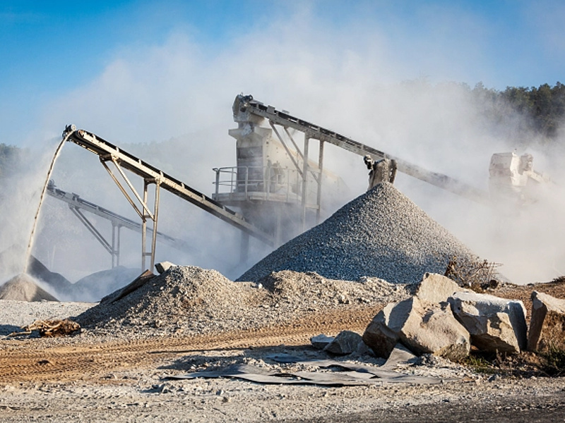 關于我(wǒ)國礦業(ye)發展新(xin)動态新(xin)特點新(xīn)趨勢前(qián)瞻